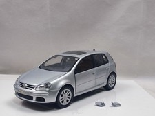 Burago 1/18 Volkswagen Golf Silver Mkv VW Mk5 Model Car Missing Part