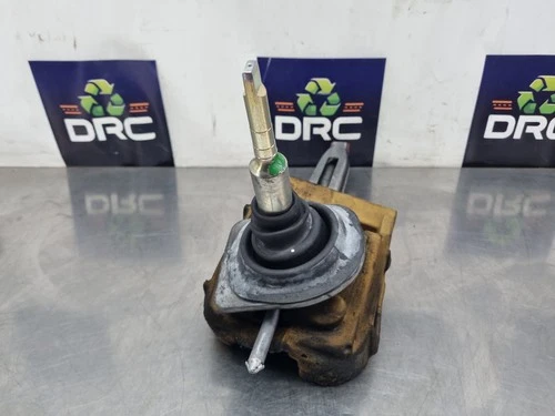 MERCEDES W204 C220 CDI 4 DR SALOON 07-14 GEARSTICK 6 SPEED MANUAL A2042672024