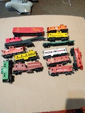 Assorted HO Scale Train Cars Lot Of 13 FOR INCOMPLTETE PARTS SOME UNBRANDED