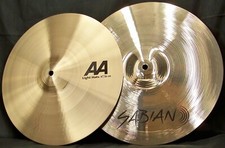 Sabian AA 14  Light Hi Hat Cymbals/Natural Top-Brilliant Bottom/ 21401