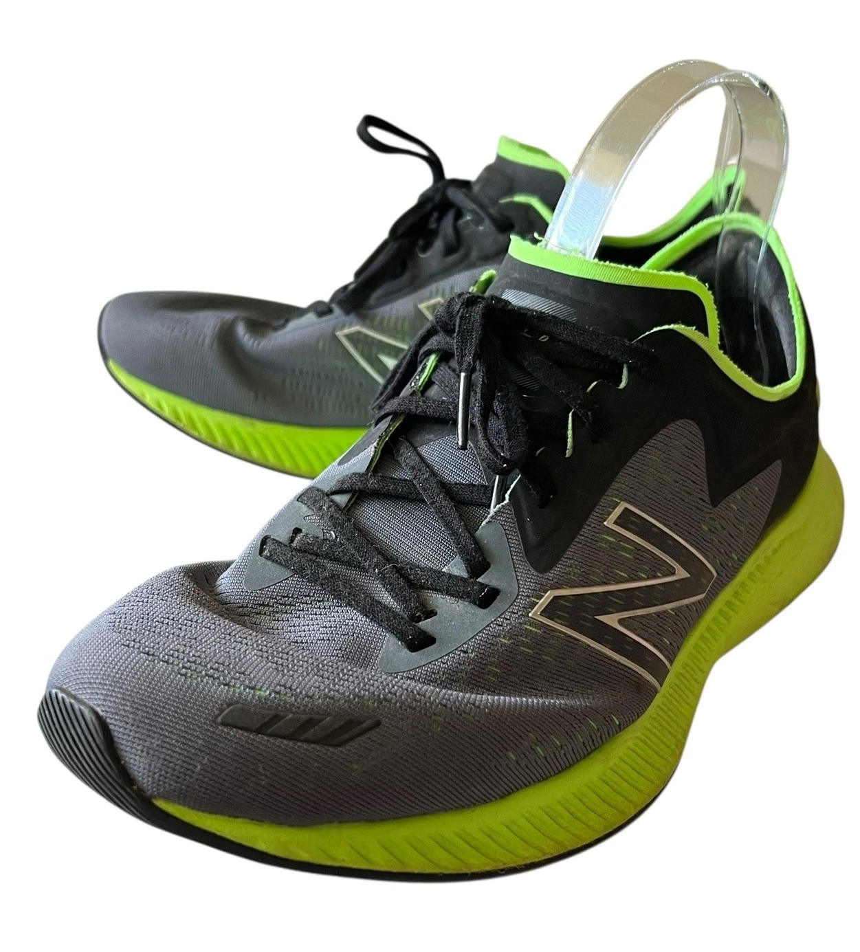 Scarpe da corsa New Balance Dynasoft da uomo US 9 5 grigio verde