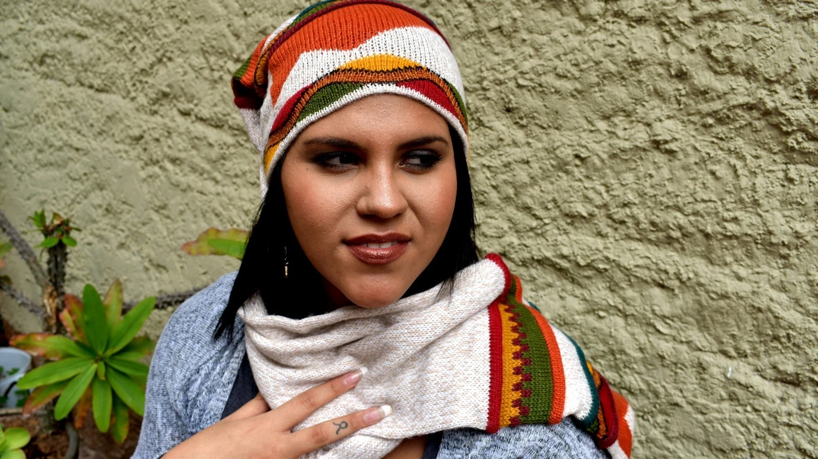 Unisex Baby Alpaca Hood Scarf Beanie Handmade Andean Knit Hooded Scarf
Opens in a new window or tab