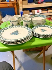 Vintage 16 pc Ceramic Dinnerware set entitled "Winter Wonderland" by Tienshan