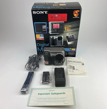 Vintage Sony MVC-FD7 Digital Mavica Digital 3.5" Floppy Camera - MINT/TESTED