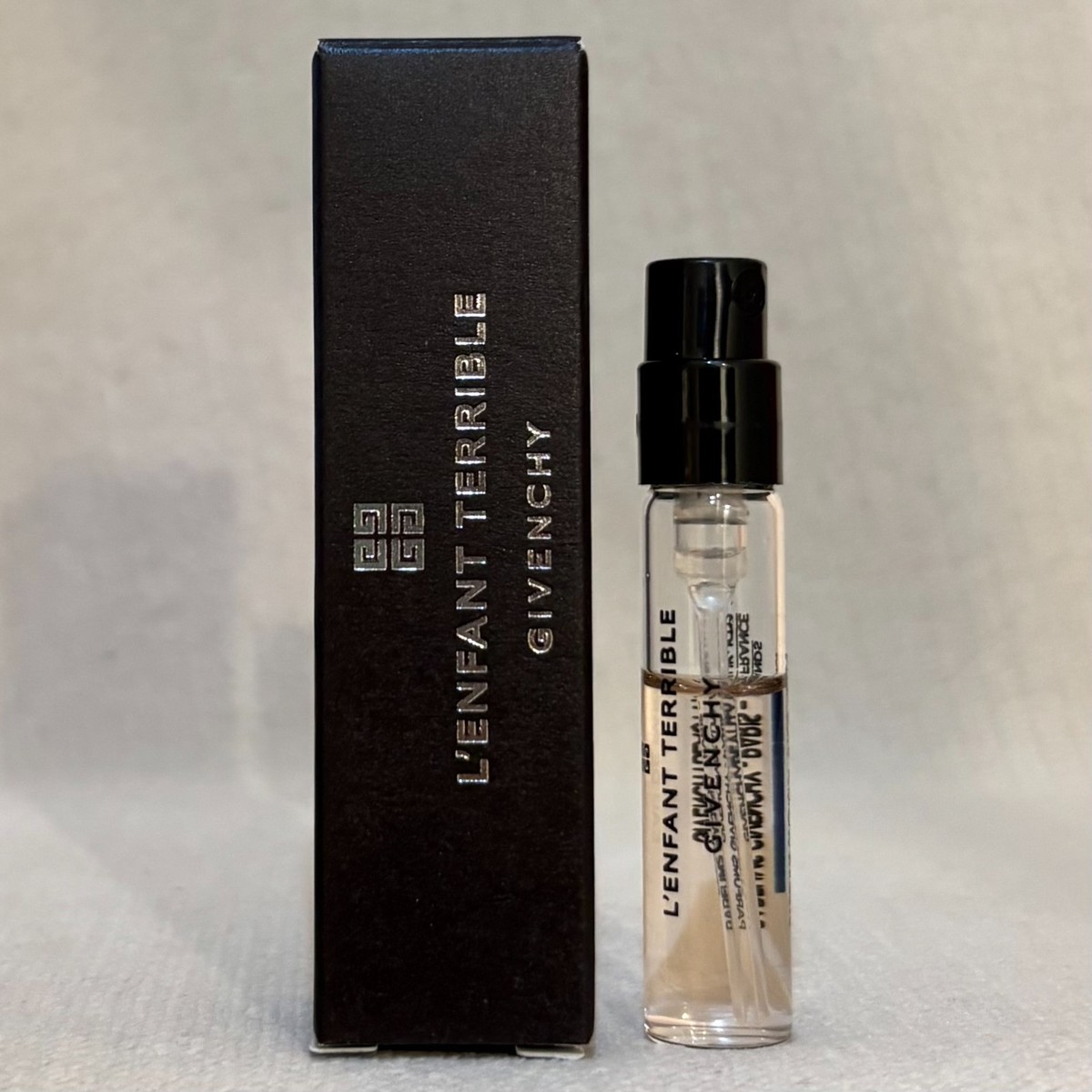 香水(男性用) Givenchy L'Enfant Terrible 100ml L'ENFANT TERRIBLE: Bergamot, Cedarwood and Labdanum Perfume