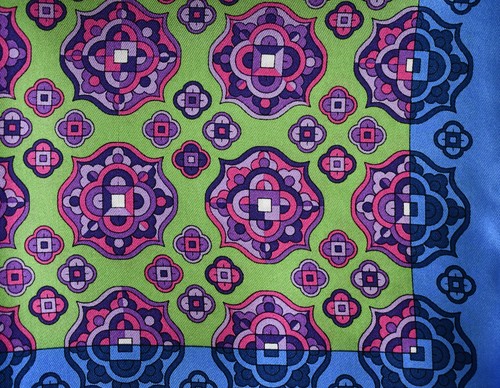 MICHELSONS Geometric Floral Print 100% SILK Handkerchief Pocket Square - Picture 4 of 8
