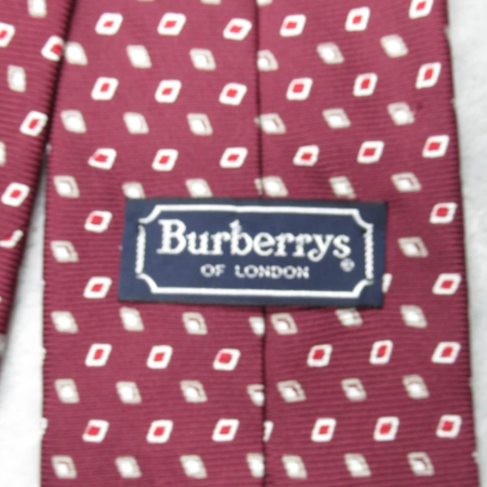 Corbata de seda pura Burberrys London para hombre talla única púrpura geométrica puntiaguda hecha en EE. UU. Foto 2 de 4