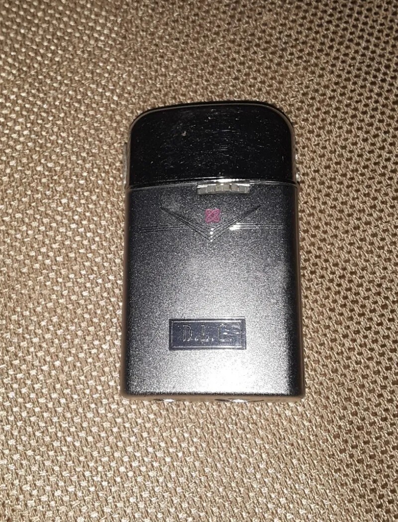 ronson cigarette lighters 1960 VINTAGE RONSON WINDPROOF LIGHTER MADE IN USA NEW JERSEY RETRO VIETNAM ERA  1960s