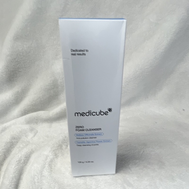 medicube Zero Foam Cleanser 120g / 4.23 oz EXP 2027/12/08
