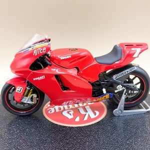 Minichamps 1/12 Scale 122 040291 - Ducati 999RS L. Haslam WSB 2004