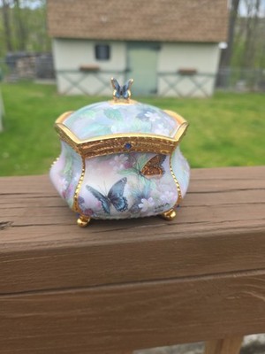Lena Liu ''Flights Fancy'' Music Box Ardleigh Elliott 2001 Premier Issue Porcelain