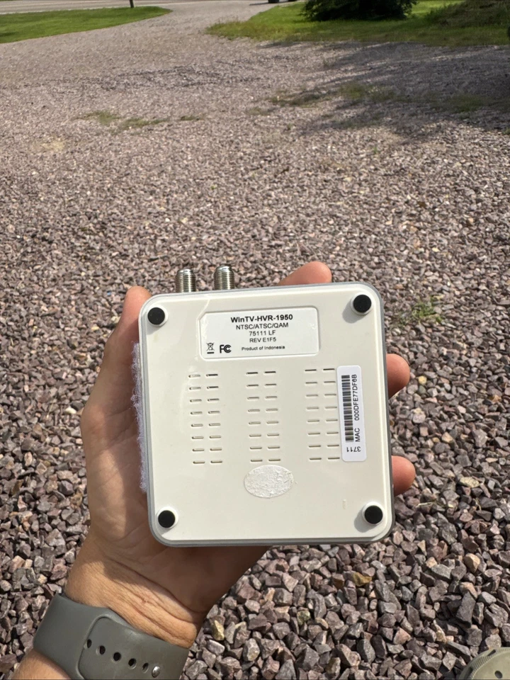 Hauppauge WinTV-HVR-1950 Rev D1F5 with cords and charger - Image 4 of 4