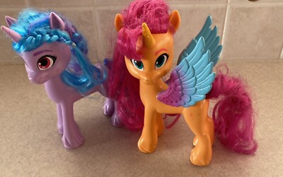 my little pony izzy moonbow/Ribbon Hairstyles lot of 2