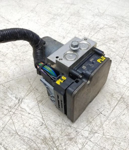 Range Rover Evoque 2017 2018 2019 antibloqueo ABS módulo de bomba de freno OEM Foto 4 de 4