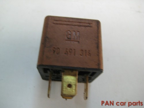 0332209136 реле bosch