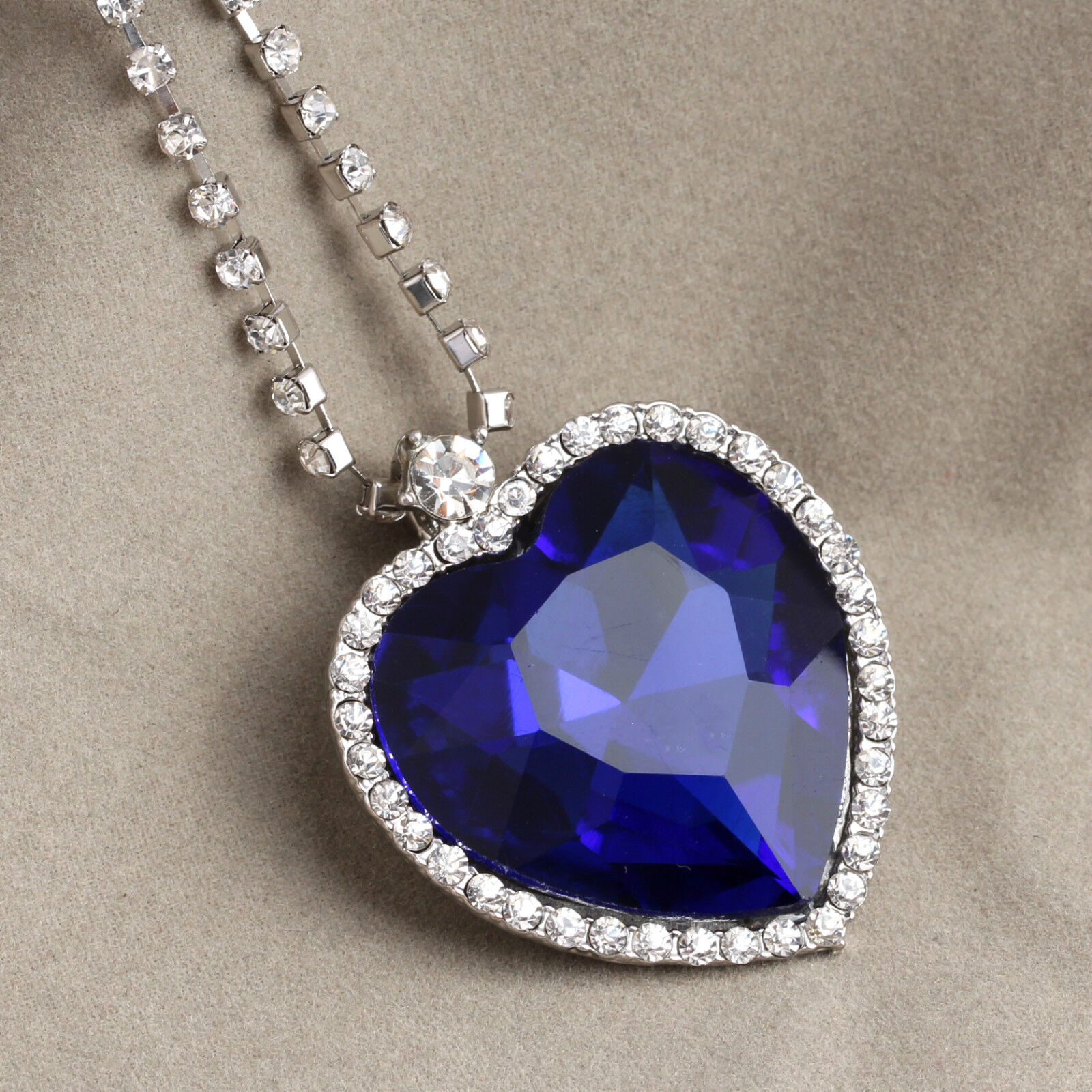 Top 87+ imagen titanic blue diamond necklace