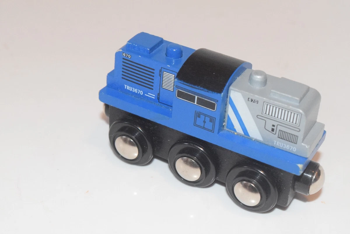 TRU3670 BLUE ENGINE WOODEN TRAIN. BRIO. MAXIM. THOMAS FRIENDS