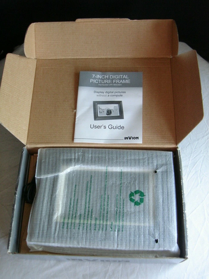 Marco de fotos digital Plug & Play InVion 7" 128 MB memoria interna nuevo en caja Foto 4 de 4