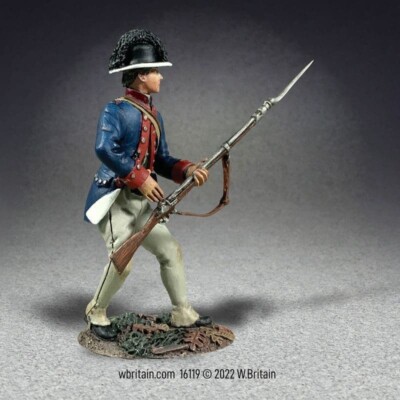 W Britain 16119 U.S. (Wayne s Legion) Infantryman Advancing Loading 1794