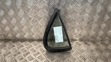 Porte arrière et accessoires Hyundai LANTRA