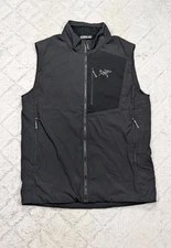 Arc'teryx Vest Jacket Mens M Black Proton Lightweight Insulated Full Zip Outdoor