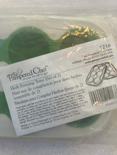 New Two Pampered Chef Herb Freezer Trays With Lids