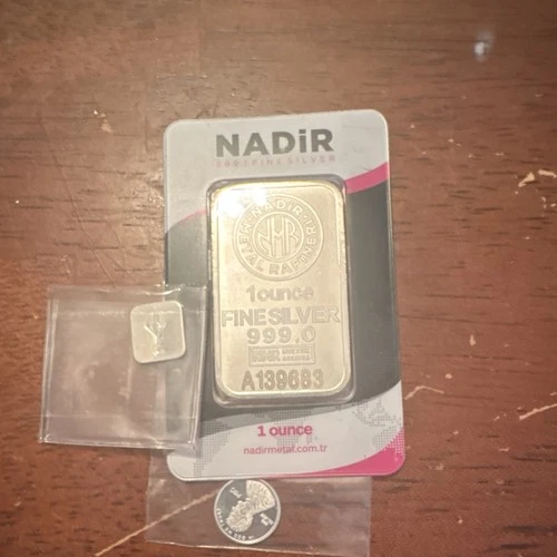Nadir Metal Rafineri 1 oz Silver Bar 999.0 with 1g Silver Round & Square