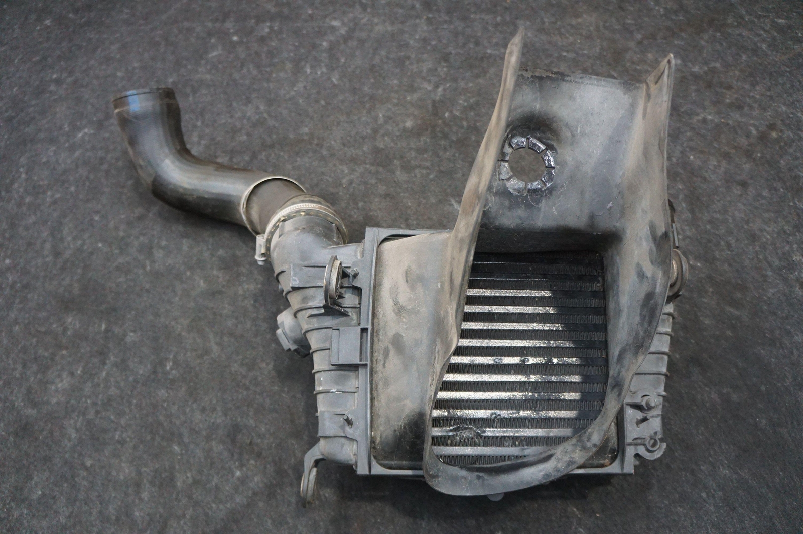 Right Turbo Intercooler 3W0145804A Bentley Continental Flying Spur 2003-18 *Note