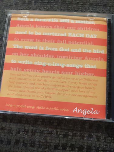 Angela Naeve - Each Day. Leading Kids Hearts To God CD - Picture 3 of 4