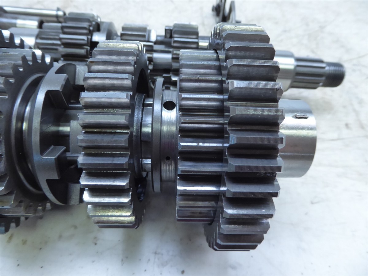 1974 Kawasaki Z1 900 KM136B. engine transmission trans gear set #2