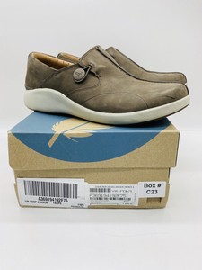 clarks un loop taupe