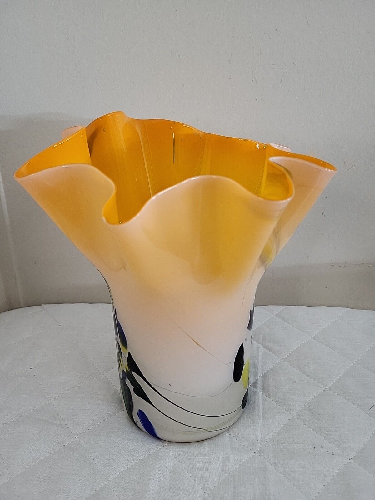Vintage marano style hand blown art glass 10"ruffle Vase
