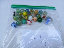 25 AUTHENTIC VINTAGE GLASS BEAD MARBLES LOT OF 25 PCS 1 LARGE 24 MEDIUM SIZED 11