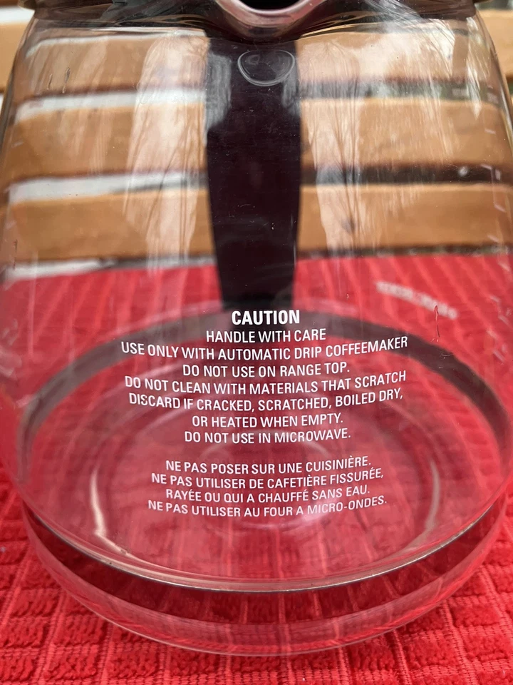 Jarra de cafetera Black and Decker de 12 tazas para cafetera de goteo Foto 2 de 4