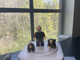 LEGO Lord of the Rings: King Theoden Minifigure, Set 9474 (Helm's Deep)