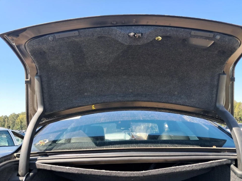 Maletero/portón trasero sin alerón se adapta a 11-17 300 2692999 Foto 2 de 4