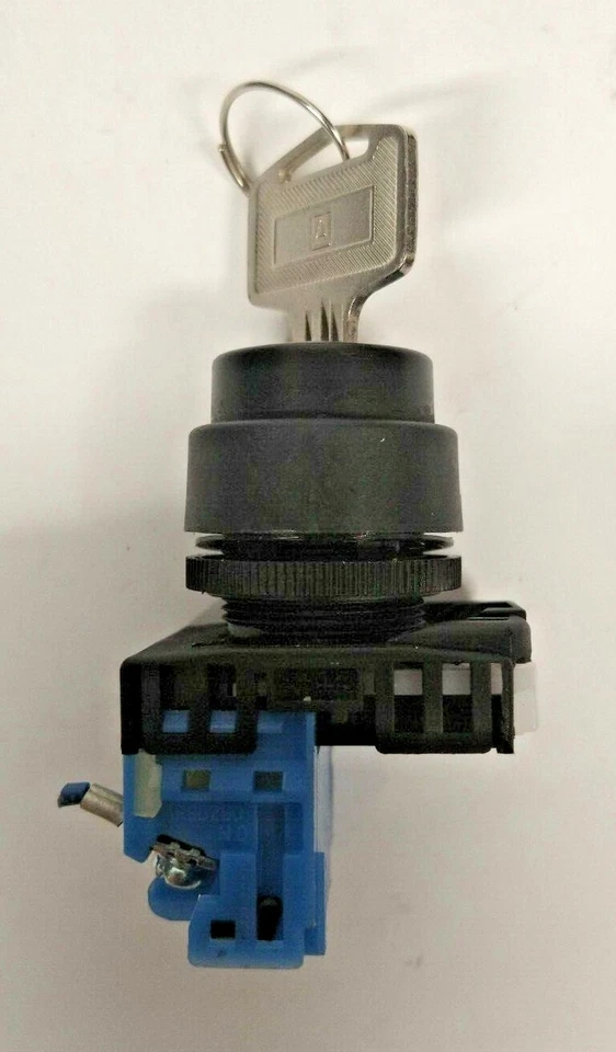 Interruptor selector de llave de dos velocidades Fuji AR22JR-2A Foto 2 de 4