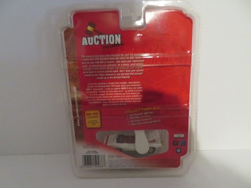 Johnny Lightning Auction Insanity R1 #1 1969 Dodge Coronet R/T White 2008 NIP - Picture 3 of 4