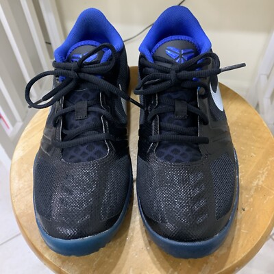 Nike Kobe Mentality Dominate Basketball Black Blue 705387-005 Youth Sz 5.5Y