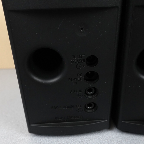 Bose Companion 2 Series III Multimedia Speakers for PC w/ 3.5mm AUX & PC Input - Photo 9/13