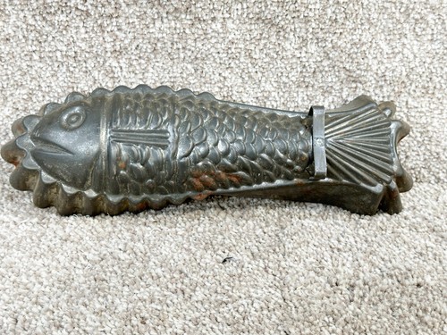 VINTAGE ANTIKE ZINN FISCHFORM GELEEFORM KITCHENALIA