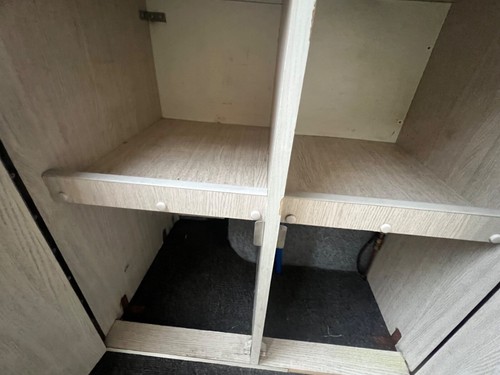 Toyota Hiace Devon Sunrise Camper Van Pop Top Factory Conversion - Picture 17 of 24