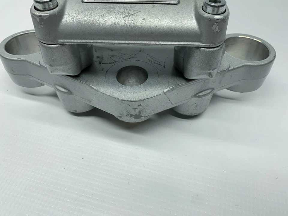 Puente horquilla superior Moto Guzzi Breva 750 Top Yoke (2) 06' Foto 3 de 4