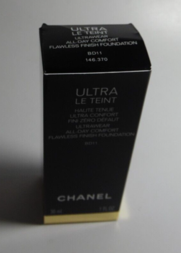 Chanel Ultra Ultrawear All Day Comfort Flawless Finish Foundation 1 fl Oz BD11 - Picture 7 of 10