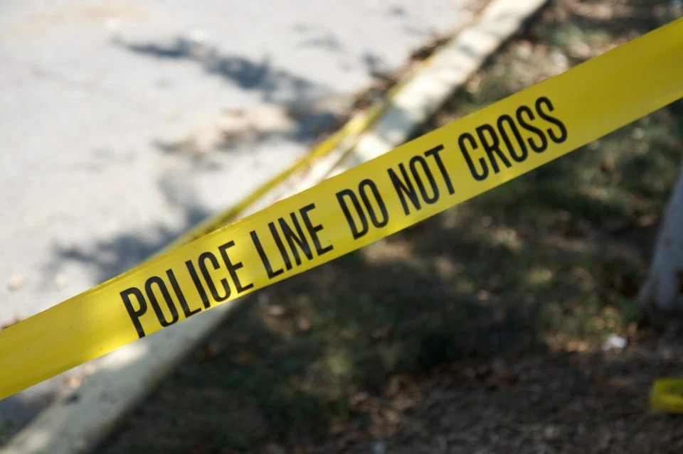  "POLICE LINE DO NOT CROSS" 5-50FT NOVELTY TAPE 3" WIDE CSI FBI POLICE SHERIFFS  - Image 2 of 2