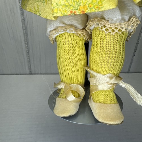 Vintage 11.5” 1975 Vernon Seeley Blonde Doll With Yellow Dress - Picture 4 of 15