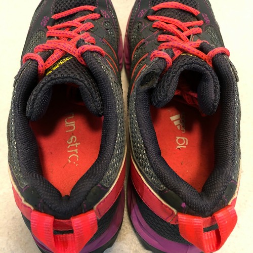 Adidas Women's Kanadia TR 5 Q35440 Gray Purple Pink Running Shoes Lace Up Size 8 - Picture 6 of 11