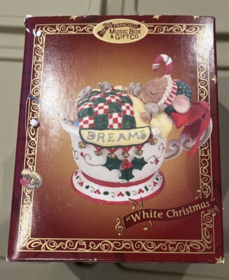 San Francisco Music Box Co. Teacup Dreams Mouse Family Ornament White Christmas