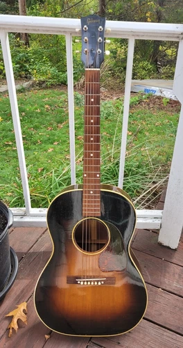 Vintage GIBSON LG-2 1951 BEAUTIFUL CONDITION  Original 1951
