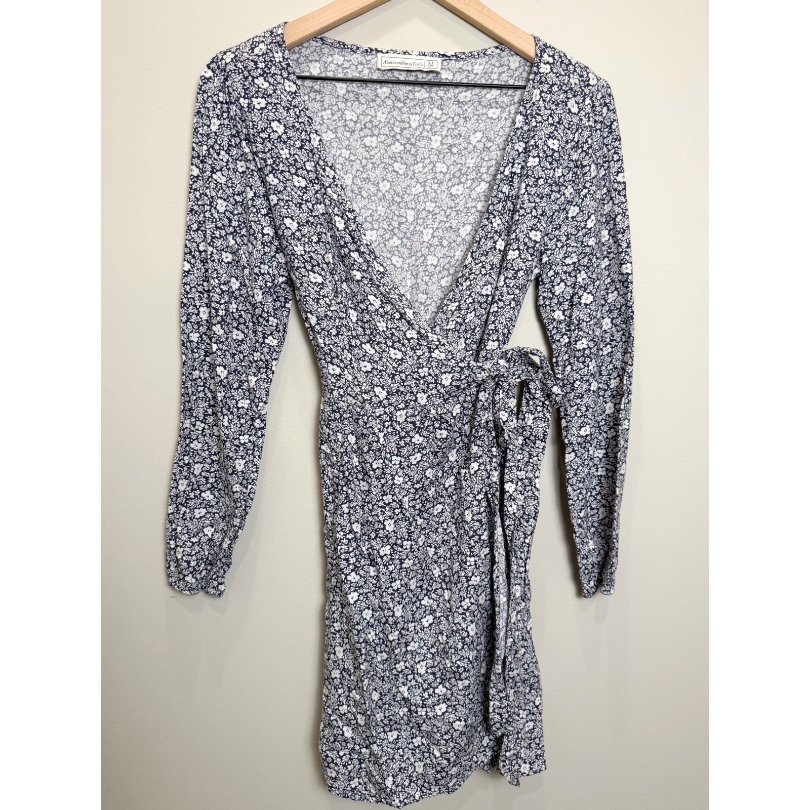 Abercrombie & Fitch M Ditsy Floral Navy Blue White Long Sleeve Mini Wrap Dress